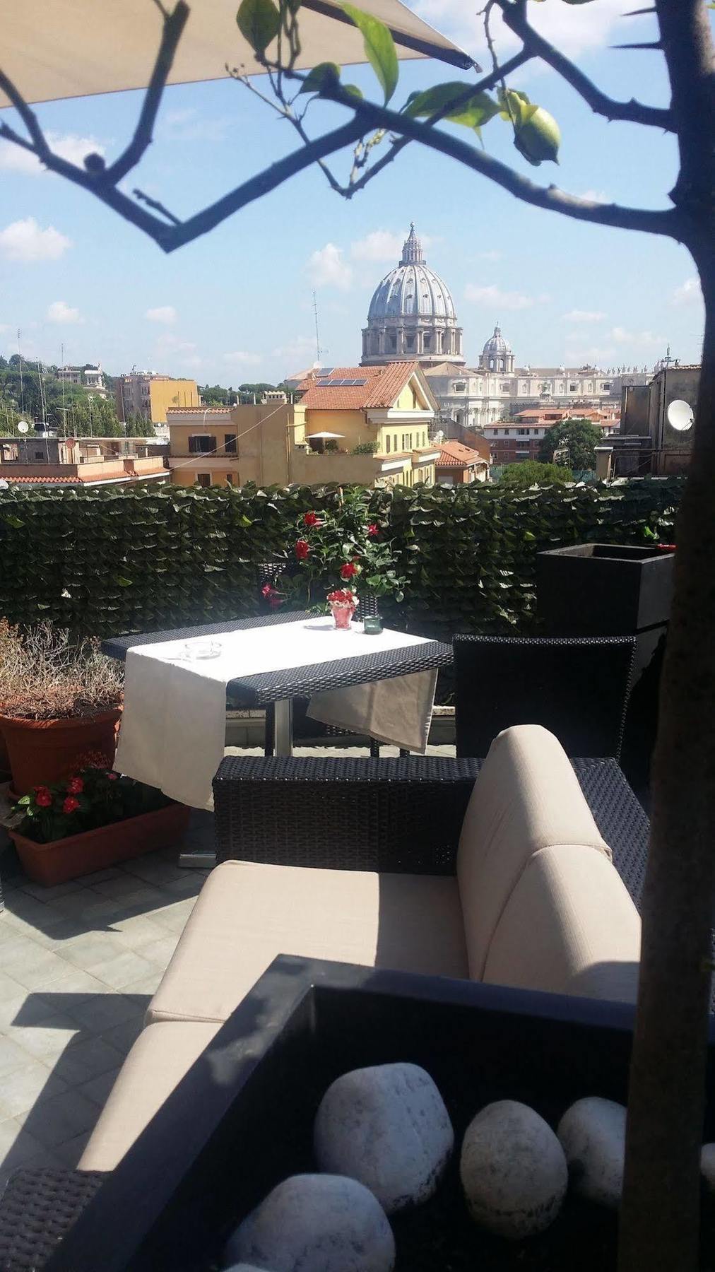 Hotel Gravina San Pietro Roma Esterno foto